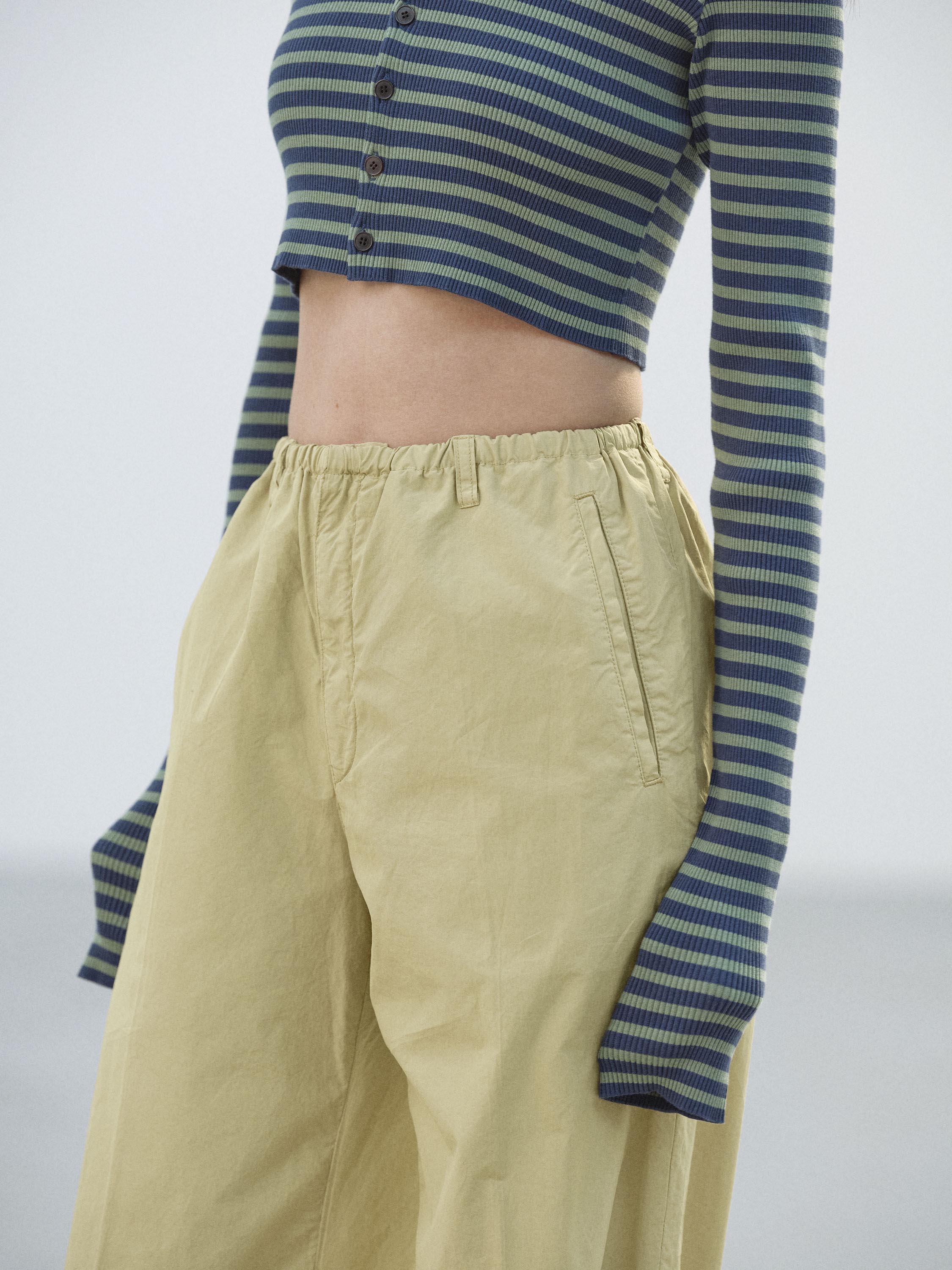 GARMENT-DYED FINX SHUTTLE WEATHER DRAWSTRING PANTS 詳細画像 KHAKI BEIGE 3