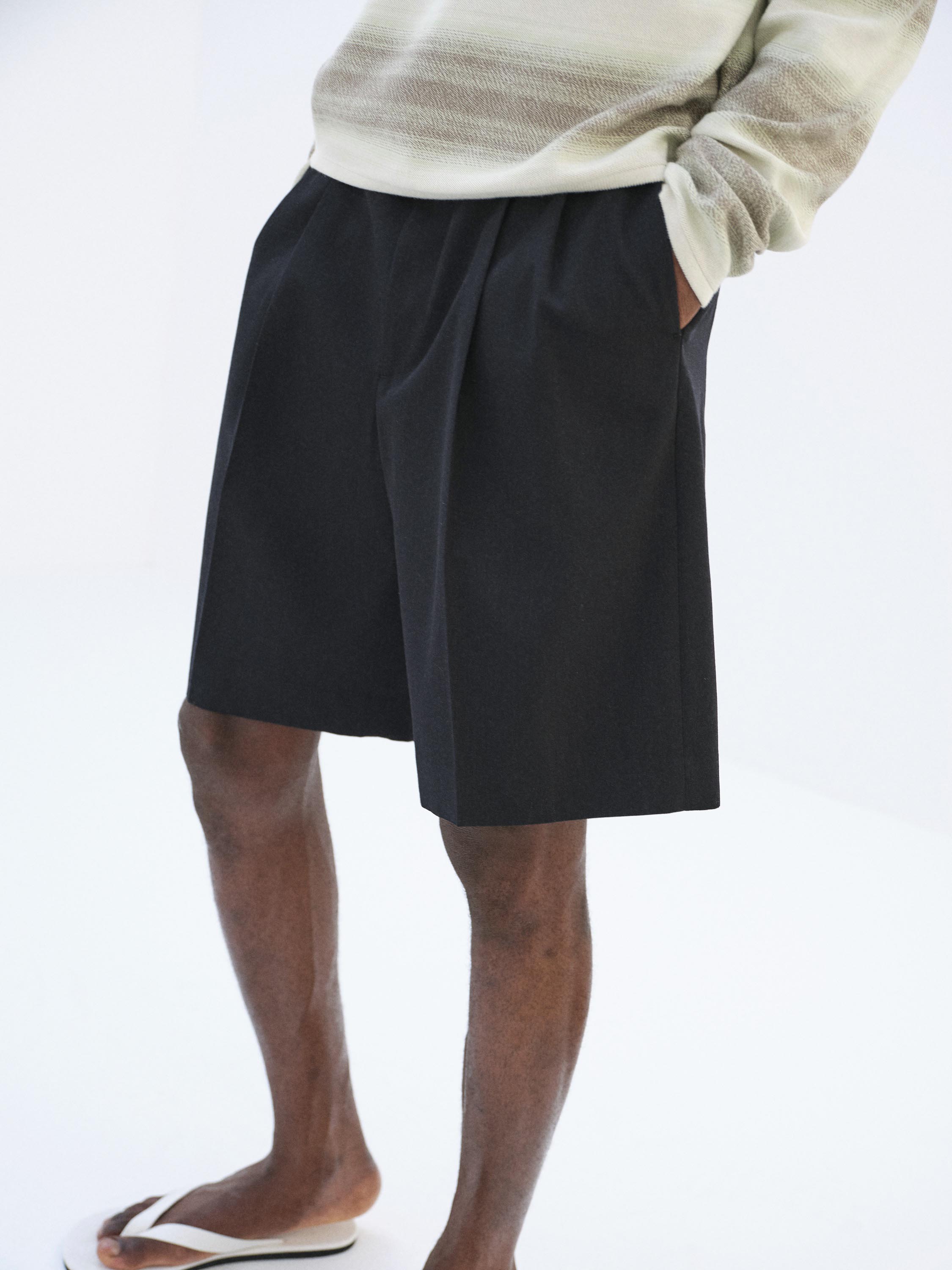 LIGHT WOOL MAX GABARDINE SHORTS 詳細画像 TOP BLACK 1