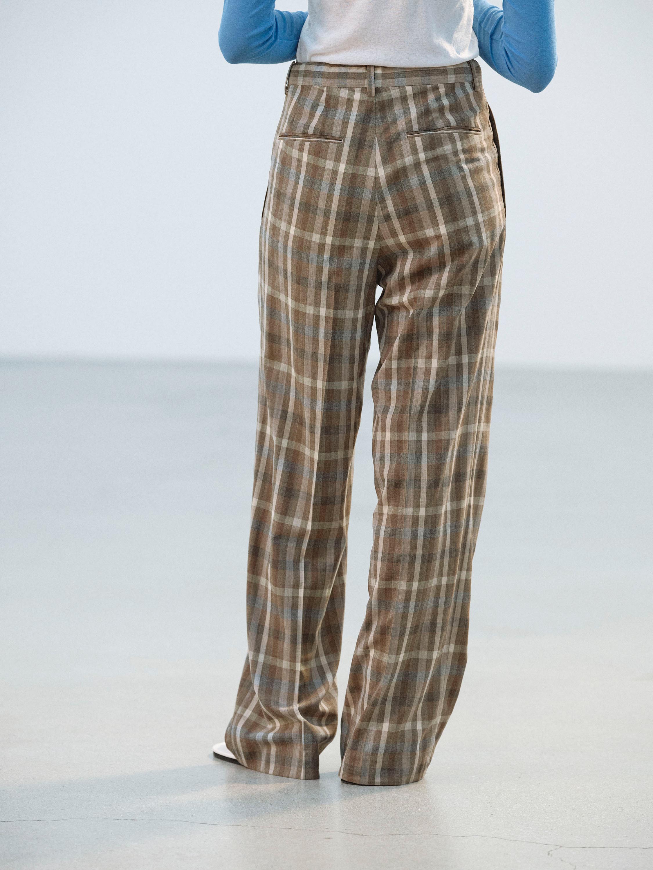 SUPER FINE TROPICAL WOOL CHECK TWO-TUCK SLACKS 詳細画像 TOP BROWN CHECK 4