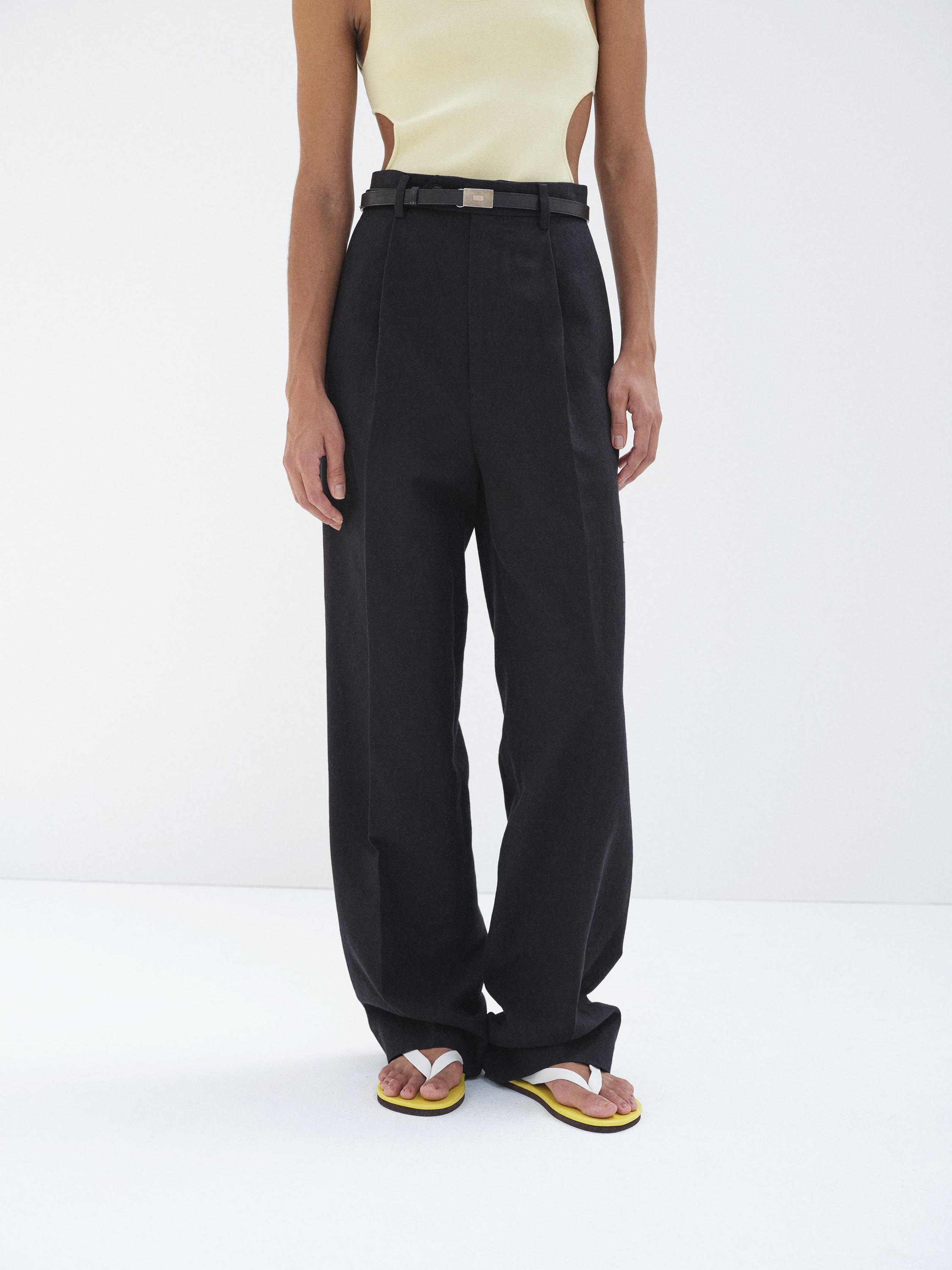 WOOL COTTON LINEN OX ONE-TUCK SLACKS 詳細画像 BLACK 2