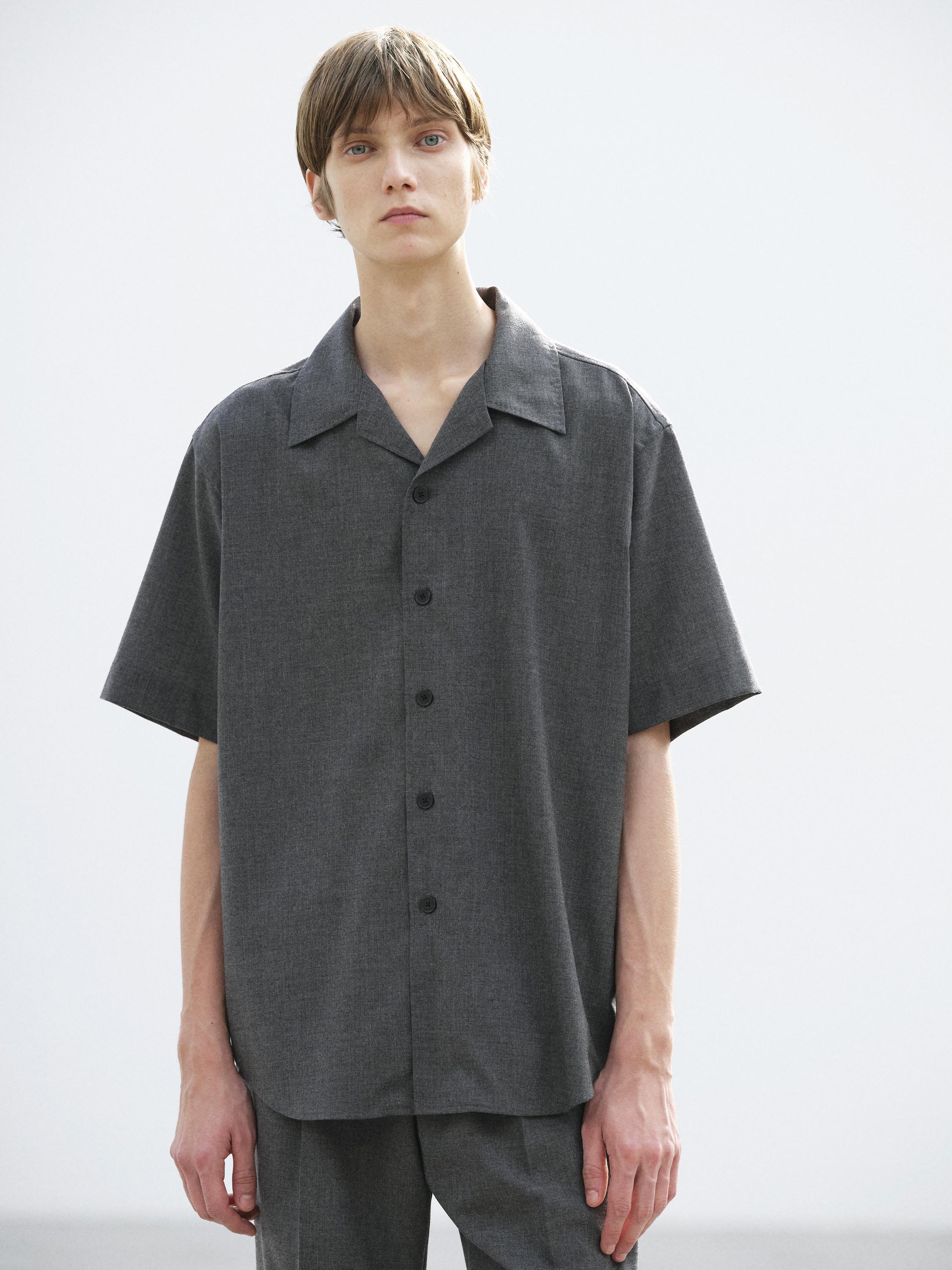 SUMMER TWIST CASHMERE PORA HALF-SLEEVED SHIRT 詳細画像 TOP CHARCOAL GRAY 2