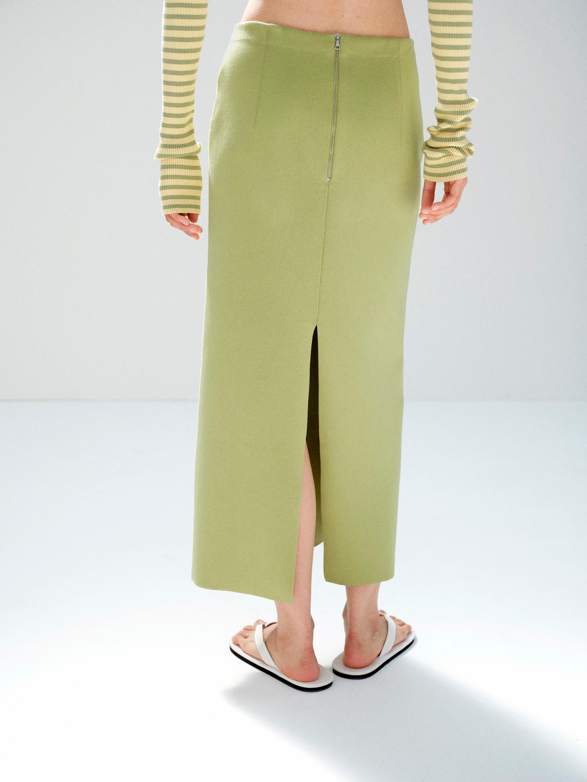 DOUBLE FACED SILK COTTON KNIT SKIRT 詳細画像 LIGHT GREEN 4