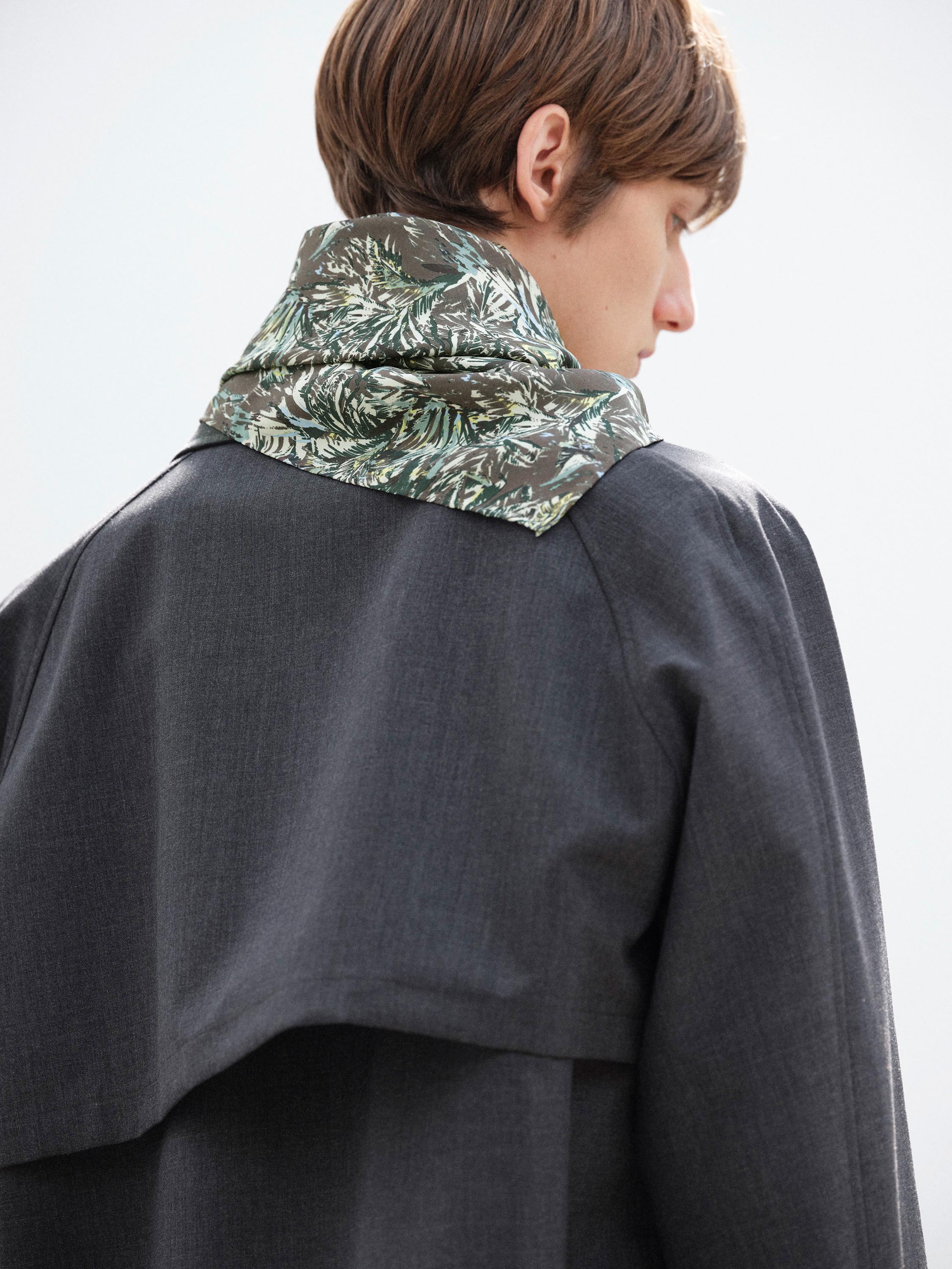 PRINTED AIRY SILK SCARF - LARGE 詳細画像 DARK BROWN 3