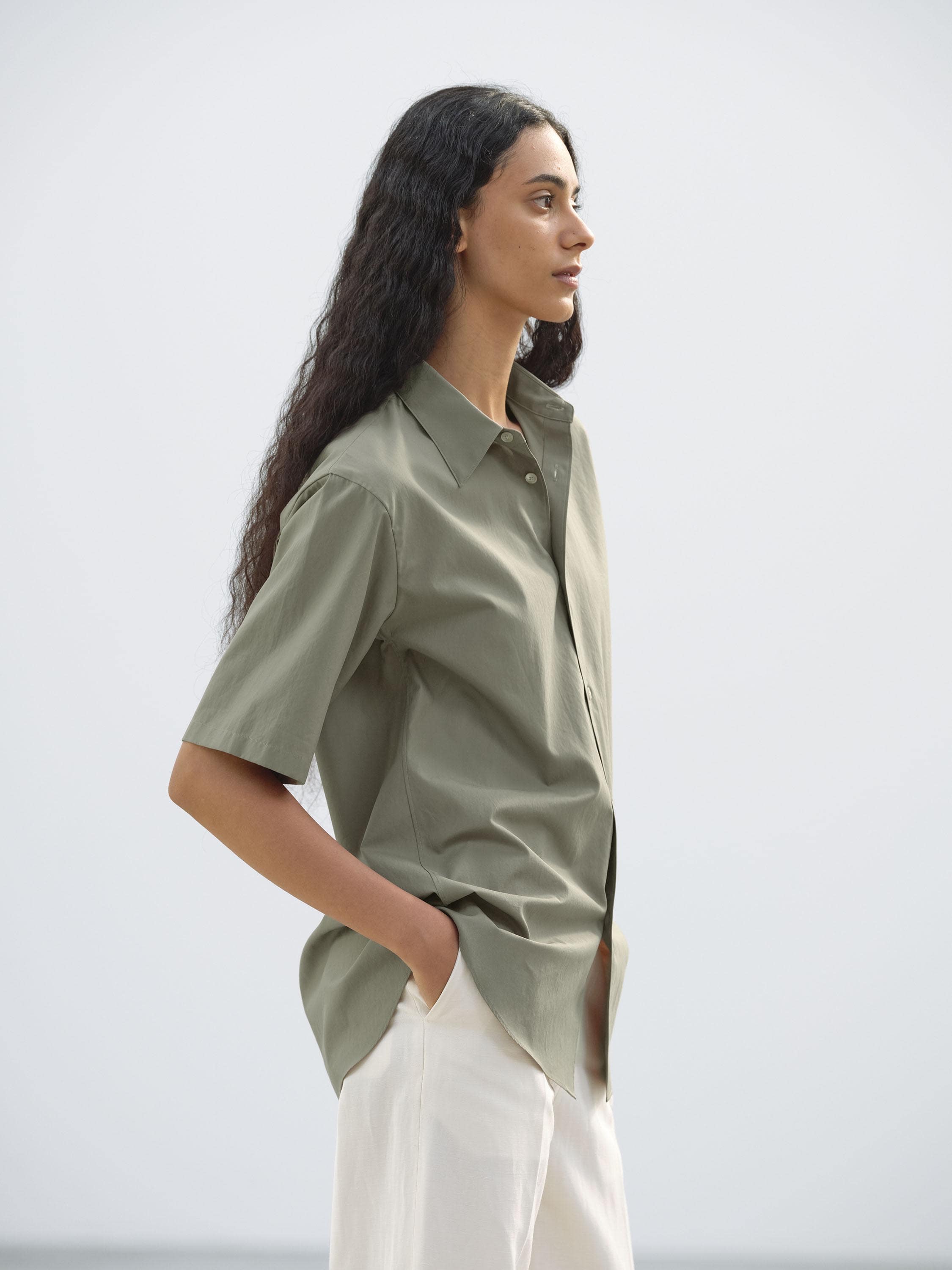 WASHED FINX TWILL HALF SLEEVED SHIRT 詳細画像 OLIVE 3