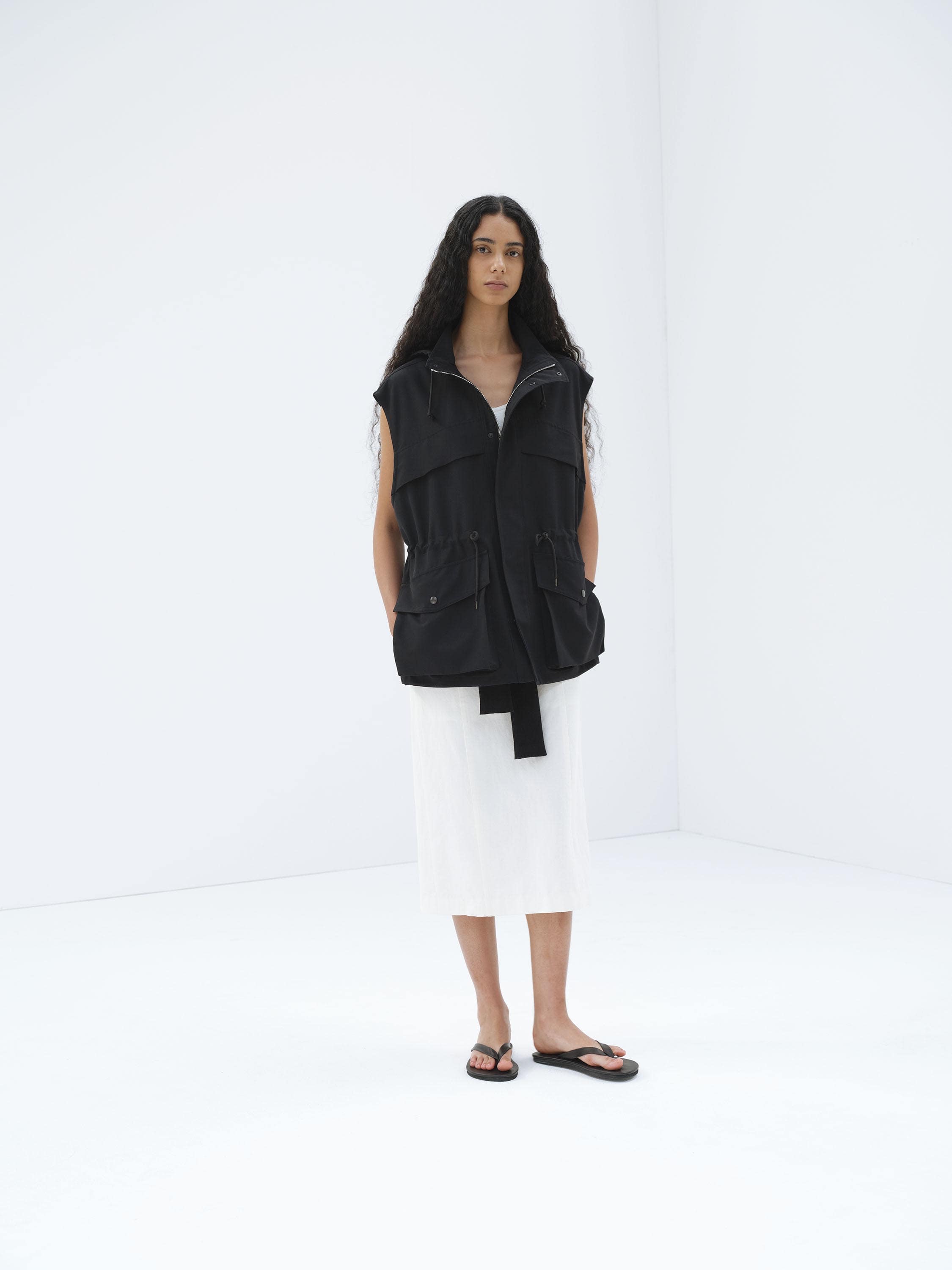 WOOL MAX CANVAS OVER VEST 詳細画像 BLACK 1