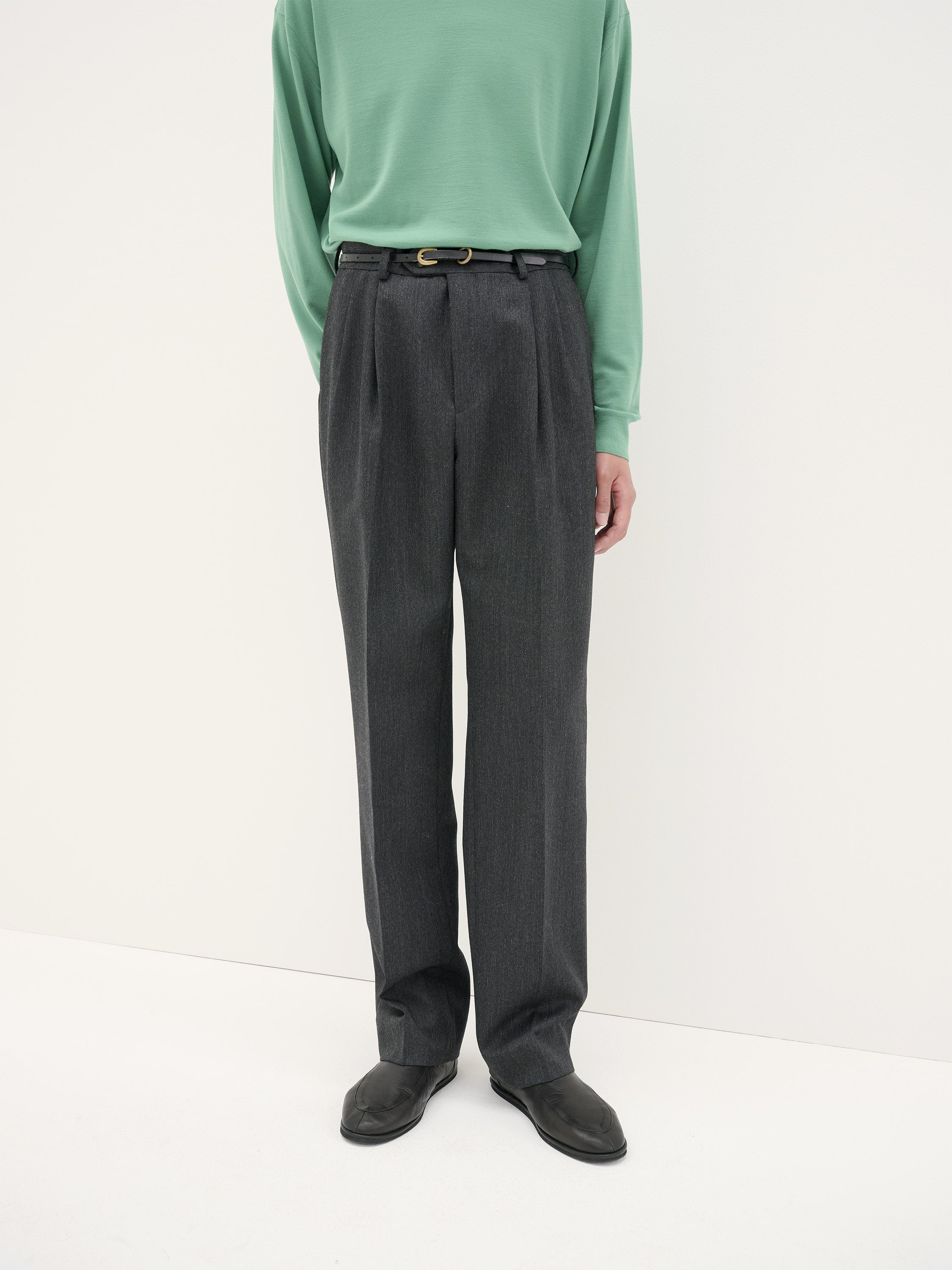 BLUEFACED WOOL DOBBY SLACKS - AURALEE Official Website