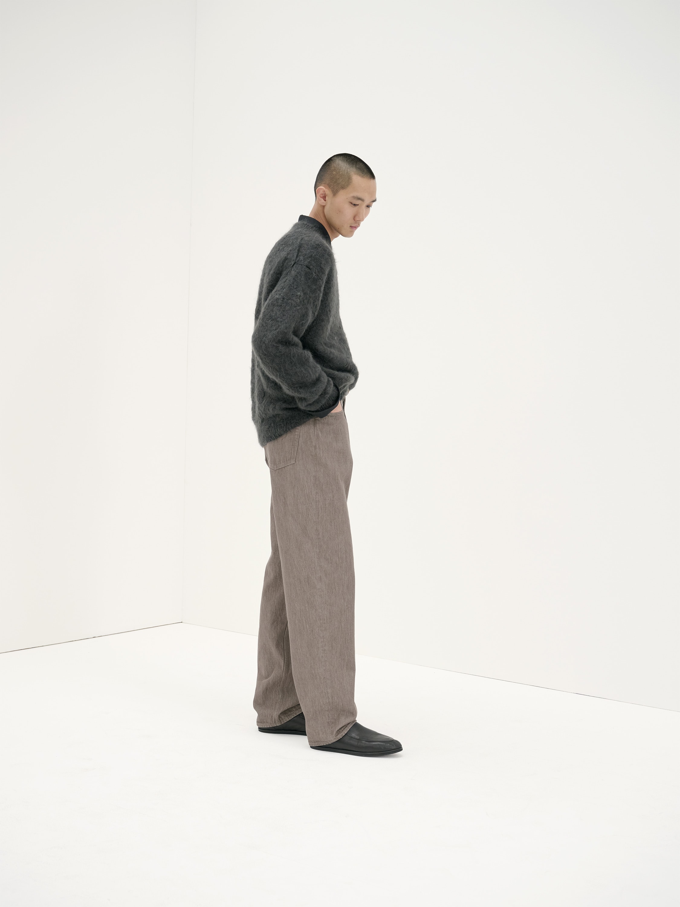 HARD TWIST BROWN DENIM WIDE PANTS - AURALEE Official Website