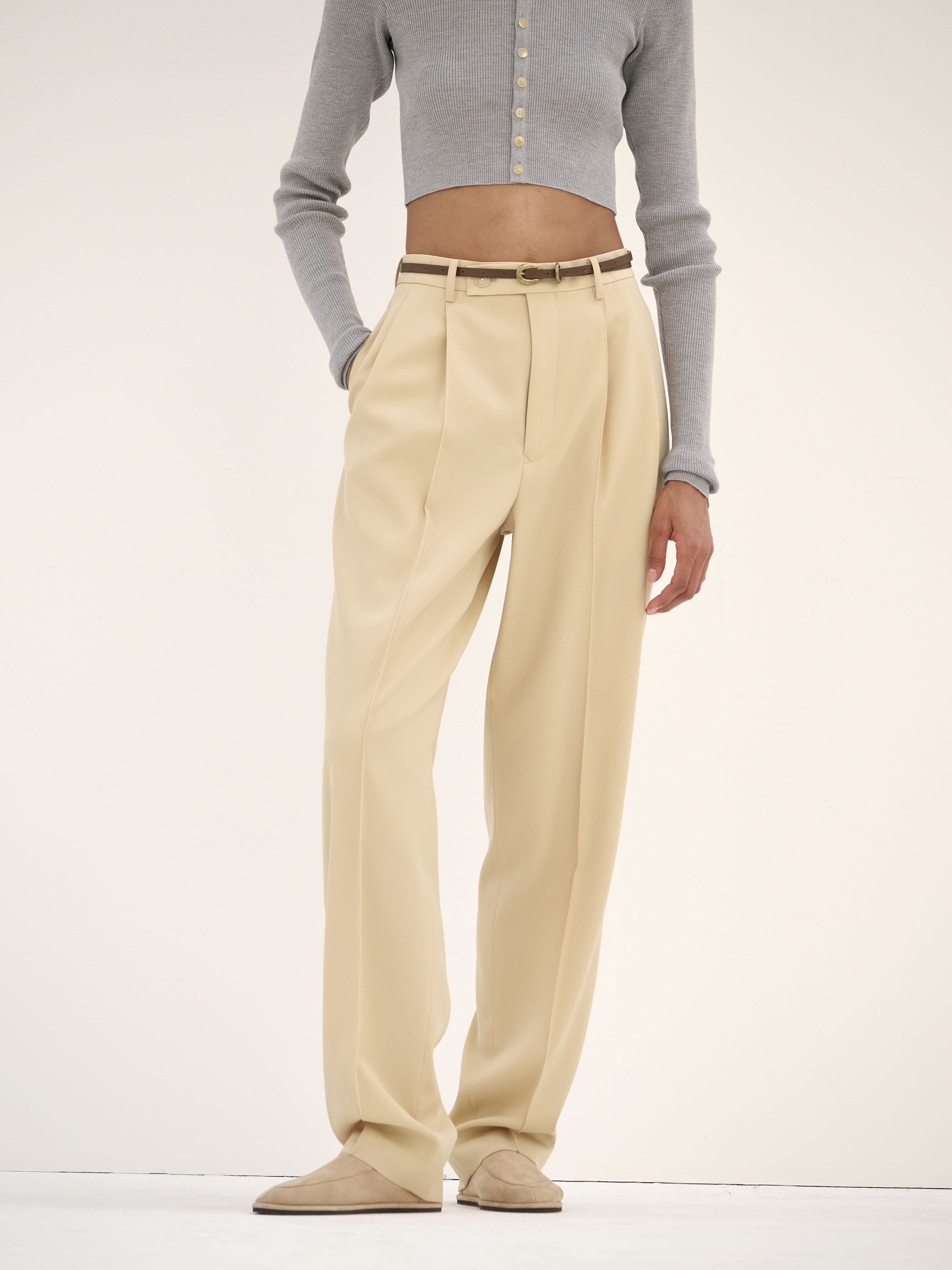 LIGHT WOOL MAX GABARDINE SLACKS LIGHT B | www.maskupandlive.org