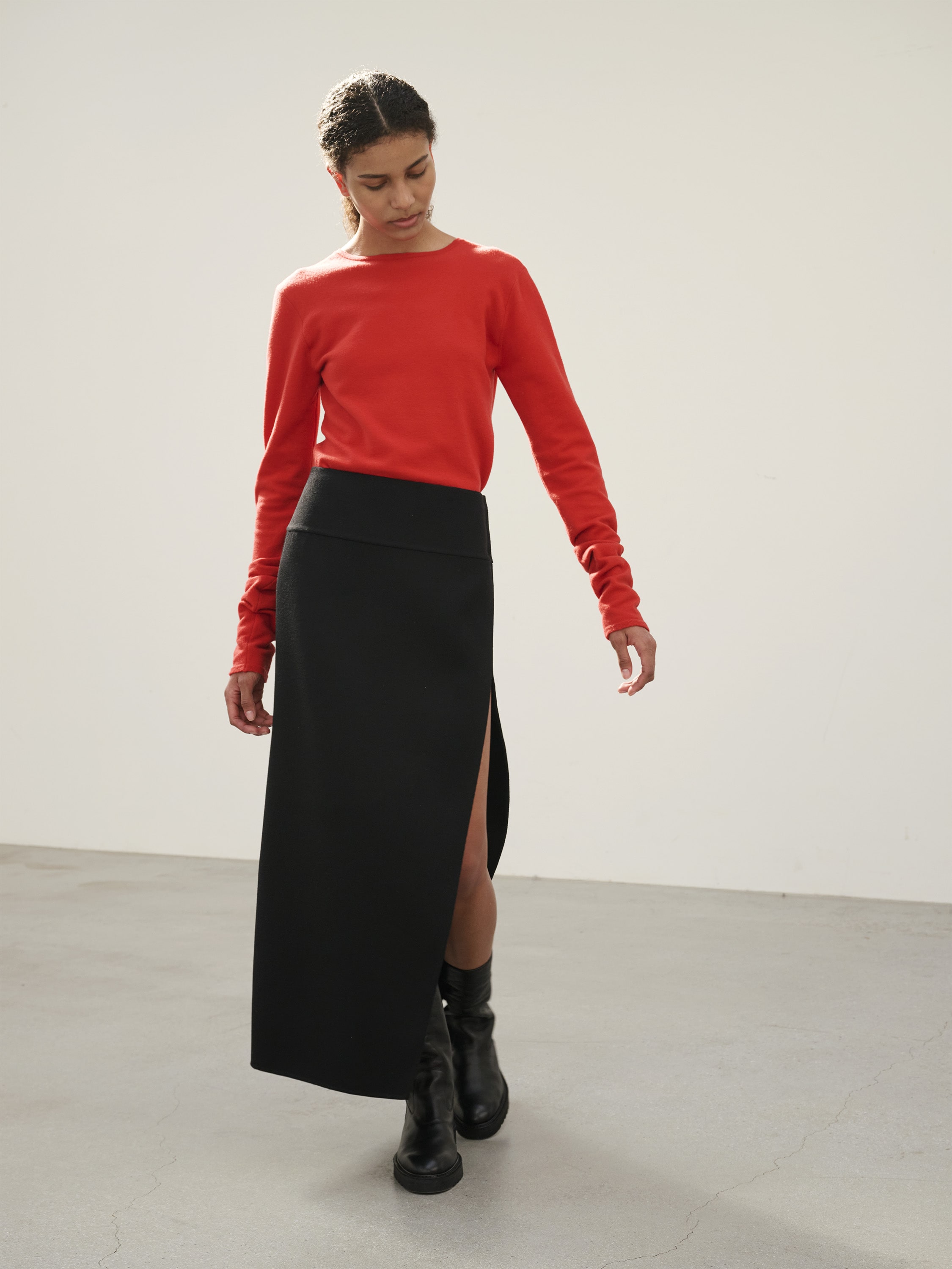 DOUBLE CLOTH HARD TWIST CARSEY HAND SEWN SKIRT 詳細画像 BLACK 2