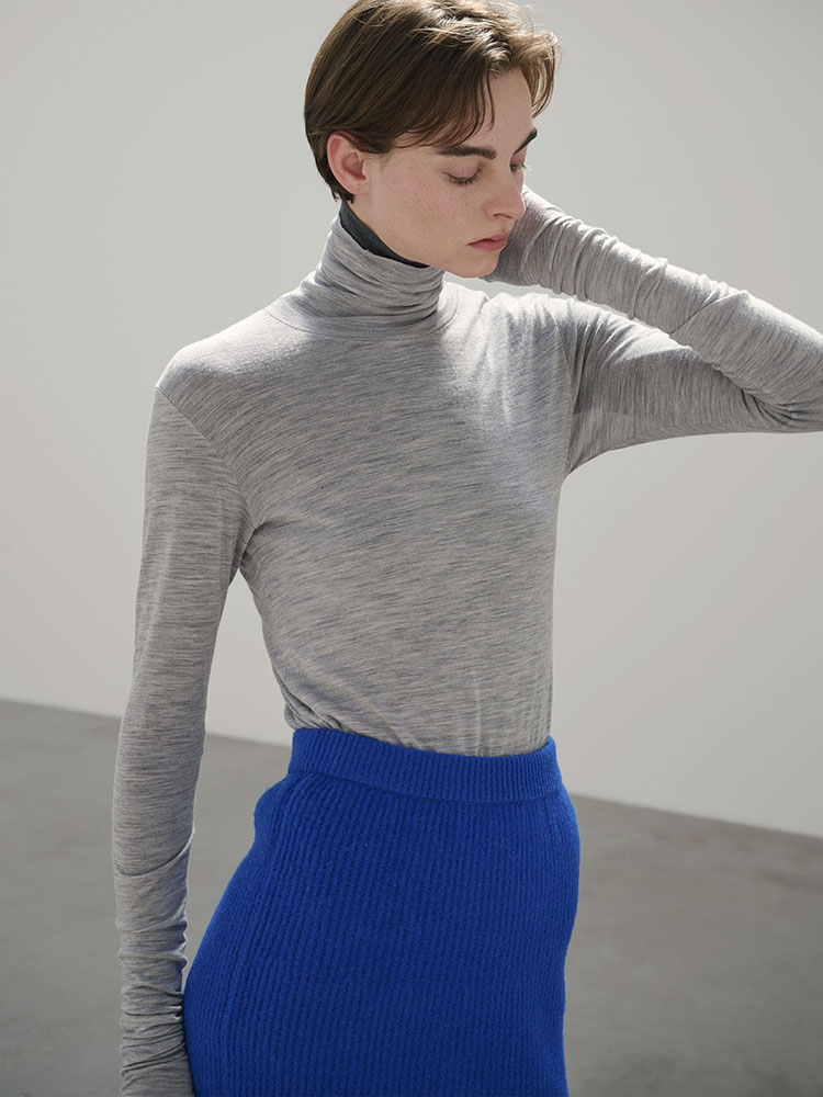 Super Soft Wool Sheer Jersey Turtle Neck - ニット/セーター