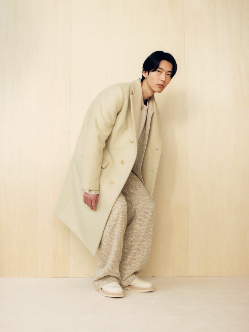 PROJECTS|Autumn Winter 2022 Look Book - AURALEE Official Website
